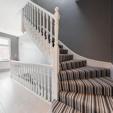 Boutique Modern Hotel Room For Two Near Tube And Bus Stations London Luaran gambar