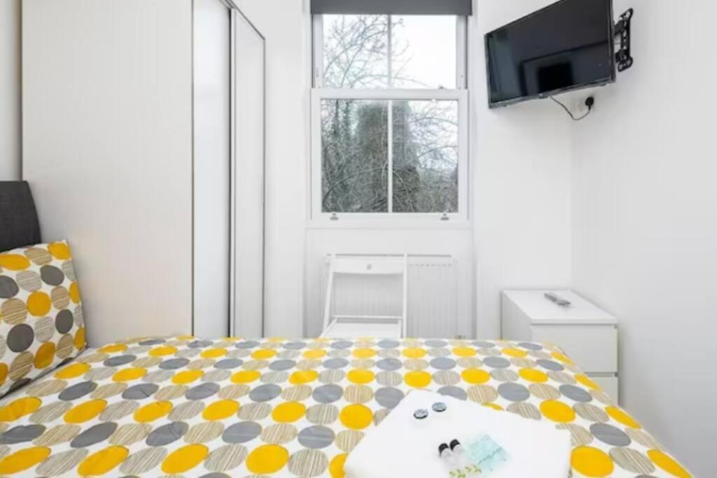 Boutique Modern Hotel Room For Two Near Tube And Bus Stations London Luaran gambar