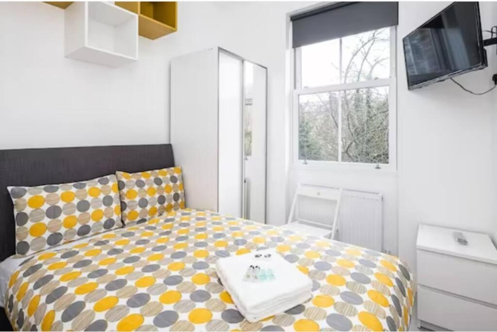 Boutique Modern Hotel Room For Two Near Tube And Bus Stations London Luaran gambar